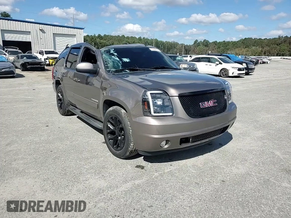 2013 GMC Yukon SLE with VIN 1GKS1AE03DR362947, listed as a Copart auction lot 74244724 with 225,034 mi miles and Salvage Title. Bid and sale history available at carsss.com. Image 14.