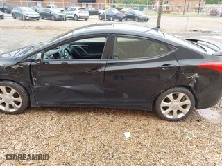 2013 Hyundai Elantra GLS PZEV with VIN KMHDH4AE7DU728890, listed as a IAAI auction lot 40365489 with 230,693 mi miles. Bid and sale history available at carsss.com. Image 6.