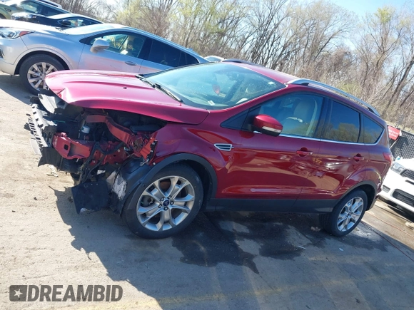 2014 Ford Escape Titanium with VIN 1FMCU9J97EUB79748, listed as a IAAI auction lot 41884915 with 197,899 mi miles. Bid and sale history available at carsss.com. Image 14.