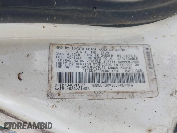 1992 Toyota Camry LE z VIN 4T1SK12E0NU021654, wystawiony jako IAAI lot #42305378 z przebiegiem 305 421 mil mil oraz . Historia ofert i sprzedaży dostępna na DreamBid. Obrazek 9.