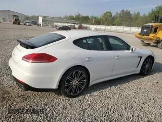 2015 Porsche Panamera 4 with VIN WP0AA2A74FL005704, listed as a Copart auction lot 52975975 with 72,167 mi miles and Salvage Title. Bid and sale history available at DreamBid. Image 3.