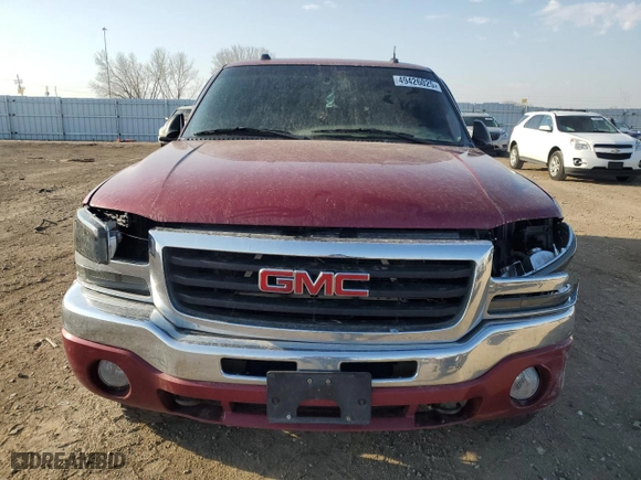2004 GMC Sierra 1500 SLT with VIN 2GTEK19TX41147066, listed as a Copart auction lot 49426025 with 248,978 mi miles and Salvage Title. Bid and sale history available at carsss.com. Image 5.