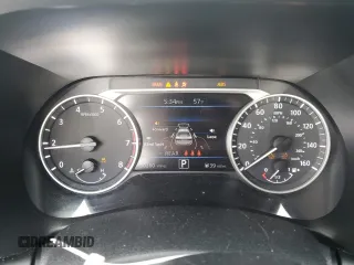 2021 Nissan Sentra SV z VIN 3N1AB8CV5MY327626, wystawiony jako Copart lot #52805325 z przebiegiem 30 260 mil mil oraz Szkoda całkowita • Salvage title. Historia ofert i sprzedaży dostępna na DreamBid. Obrazek 9.