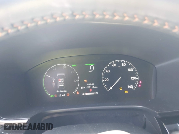 2025 Honda CR-V Sport Touring with VIN 7FARS6H90SE012794, listed as a IAAI auction lot 42007143 with 10,118 mi miles and . Bid and sale history available at DreamBid. Image 7.