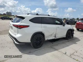 2023 Toyota Highlander L with VIN 5TDKDRAH0PS021783, listed as a Copart auction lot 58024745 with 61,752 mi miles and Salvage title. Bid and sale history available at DreamBid. Image 3.