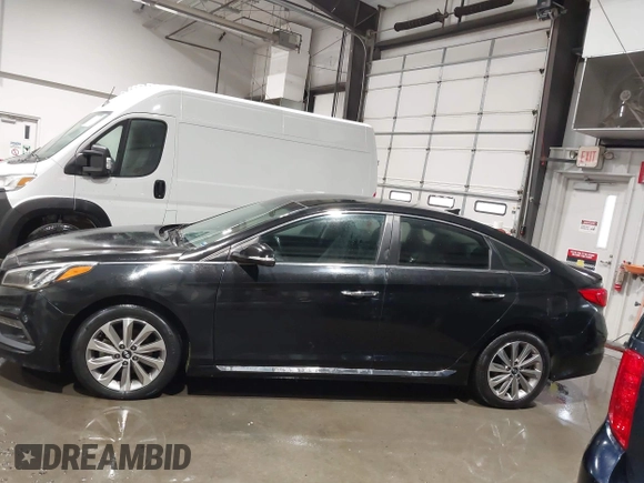 2015 Hyundai Sonata Limited with VIN 5NPE34AF2FH221022, listed as a IAAI auction lot 42068755 with 96,963 mi miles and . Bid and sale history available at carsss.com. Image 14.