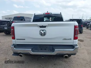 2020 Ram 1500 Big Horn с VIN 1C6SRFFT9LN321942, выставлен на аукционе IAAI как лот 42290626 с пробегом Не указан миль и . История ставок и продаж доступна на DreamBid. Изображение 15.