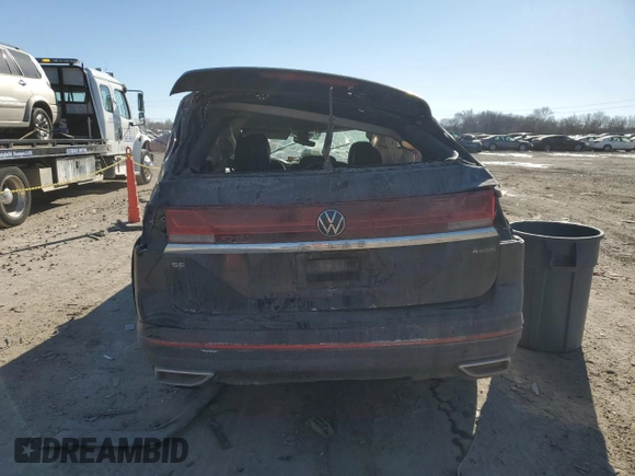 2024 Volkswagen Atlas SE with VIN 1V2LR2CA8RC515082, listed as a Copart auction lot 42556065 with Not provided miles and Salvage title. Bid and sale history available at DreamBid. Image 6.