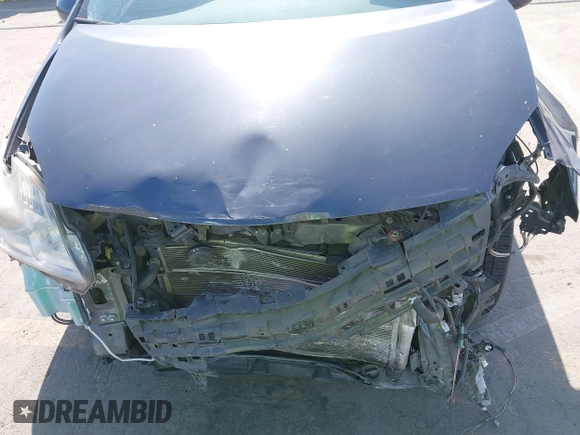2014 Toyota Prius with VIN JTDKN3DPXE3054379, listed as a IAAI auction lot 42080665 with Not provided miles and . Bid and sale history available at DreamBid. Image 6.