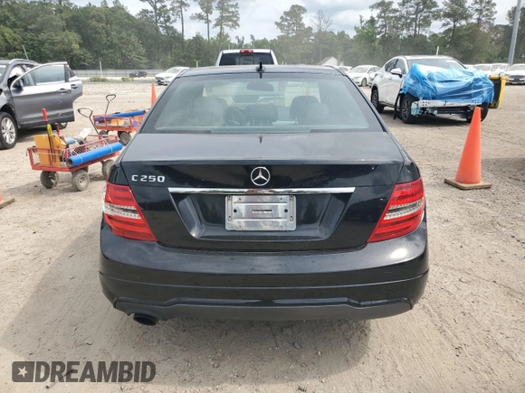 2012 Mercedes-Benz C 250 Sport z VIN WDDGF4HB4CR230804, wystawiony jako Copart lot #55478535 z przebiegiem 119 440 mil mil oraz Szkoda całkowita • Salvage title. Historia ofert i sprzedaży dostępna na DreamBid. Obrazek 6.