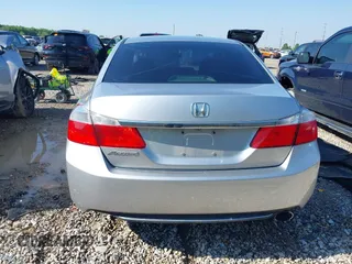 2013 Honda Accord LX z VIN 1HGCR2F33DA234344, wystawiony jako IAAI lot #42275175 z przebiegiem 160 428 mil mil oraz . Historia ofert i sprzedaży dostępna na DreamBid. Obrazek 16.