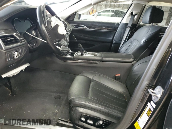 2019 BMW 7 Series 740i с VIN WBA7E2C57KB454012, выставлен на аукционе Copart как лот 50977775 с пробегом Не указан миль и Списание • Salvage title. История ставок и продаж доступна на DreamBid. Изображение 7.