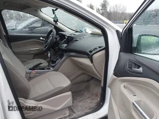 2013 Ford Escape SE with VIN 1FMCU9GX6DUB10148, listed as a IAAI auction lot 41460203 with 229,378 mi miles. Bid and sale history available at carsss.com. Image 5.