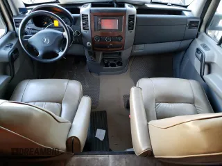 2014 Mercedes-Benz Sprinter Chassis with VIN WDAPF4CC7E9572456, listed as a Copart auction lot 84644164 with 57,901 mi miles and Salvage Title. Bid and sale history available at carsss.com. Image 8.