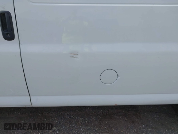 2008 Chevrolet Express Cargo Van with VIN 1GCGG25C181100994, listed as a IAAI auction lot 41994498 with 141,201 mi miles. Bid and sale history available at carsss.com. Image 6.