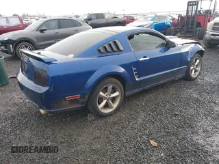 2009 Ford Mustang GT with VIN 1ZVHT82H095105825, listed as a IAAI auction lot 41299663 with 190,109 mi miles and . Bid and sale history available at DreamBid. Image 4.