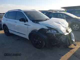2024 Volkswagen Tiguan SE R-Line Black с VIN 3VVCB7AX3RM009461, выставлен на аукционе IAAI как лот 41506931 с пробегом 19 642 миль миль и . История ставок и продаж доступна на DreamBid. Изображение 1.