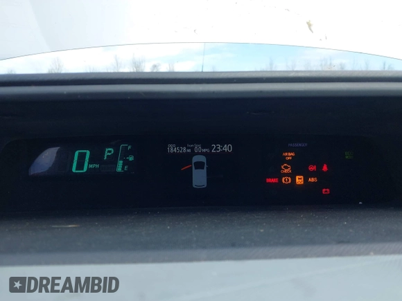 2012 Toyota Prius One z VIN JTDKDTB31C1515979, wystawiony jako IAAI lot #42113818 z przebiegiem 184 528 mil mil oraz . Historia ofert i sprzedaży dostępna na DreamBid. Obrazek 7.
