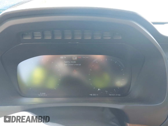2021 Volvo XC90 Momentum with VIN YV4A22PK1M1764843, listed as a IAAI auction lot 42139864 with 31,644 mi miles and . Bid and sale history available at DreamBid. Image 7.