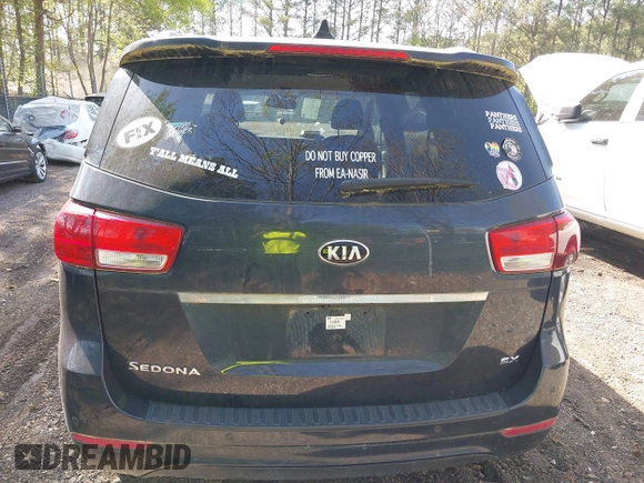 2017 Kia Sedona SX with VIN KNDMC5C11H6265352, listed as a IAAI auction lot 42080509 with 92,879 mi miles. Bid and sale history available at carsss.com. Image 16.