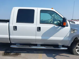 2008 Ford F-250 XL with VIN 1FTSW21R68EE10400, listed as a IAAI auction lot 40030423 with 160,032 mi miles. Bid and sale history available at carsss.com. Image 13.