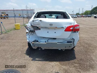 2017 Nissan Sentra SR z VIN 3N1AB7AP4HY249697, wystawiony jako IAAI lot #42332993 z przebiegiem 91 554 mil mil oraz . Historia ofert i sprzedaży dostępna na DreamBid. Obrazek 17.