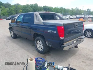 2004 Chevrolet Avalanche with VIN 3GNEC12T74G142266, listed as a IAAI auction lot 42783128 with 205,225 mi miles and . Bid and sale history available at DreamBid. Image 3.