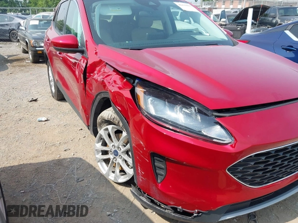 2021 Ford Escape SE with VIN 1FMCU9G63MUA92215, listed as a IAAI auction lot 42439963 with 15,063 mi miles and . Bid and sale history available at DreamBid. Image 6.