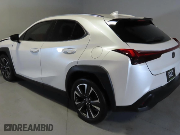 2019 Lexus UX 200 z VIN JTHY3JBH4K2014363, wystawiony jako Copart lot #58555715 z przebiegiem 92 751 mil mil oraz Szkoda całkowita • Salvage title. Historia ofert i sprzedaży dostępna na DreamBid. Obrazek 4.