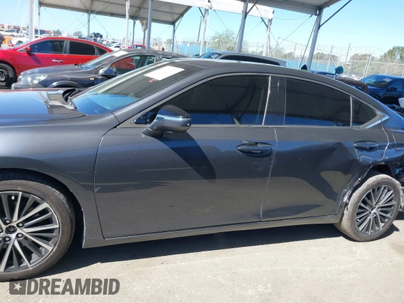 2024 Lexus ES with VIN 58ADA1C17RU044211, listed as a IAAI auction lot 41824731 with 36,048 mi miles. Bid and sale history available at carsss.com. Image 14.