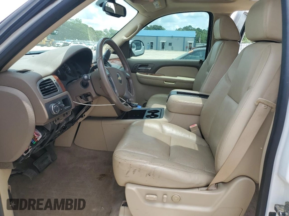 2009 Chevrolet Suburban LTZ with VIN 1GNFC36J89J123398, listed as a Copart auction lot 57942495 with 165,329 mi miles and Salvage title. Bid and sale history available at DreamBid. Image 7.