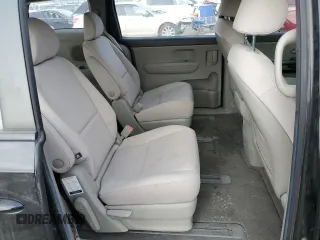2018 Kia Sedona L with VIN KNDMA5C16J6374241, listed as a Copart auction lot 84114674 with 135,079 mi miles and Clean Title. Bid and sale history available at carsss.com. Image 11.