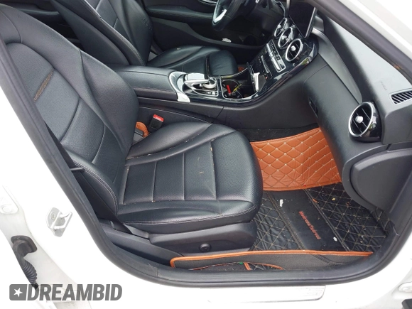 2016 Mercedes-Benz C 300 Luxury с VIN 55SWF4KB4GU108596, выставлен на аукционе IAAI как лот 42492677 с пробегом 93 115 миль миль и . История ставок и продаж доступна на DreamBid. Изображение 5.