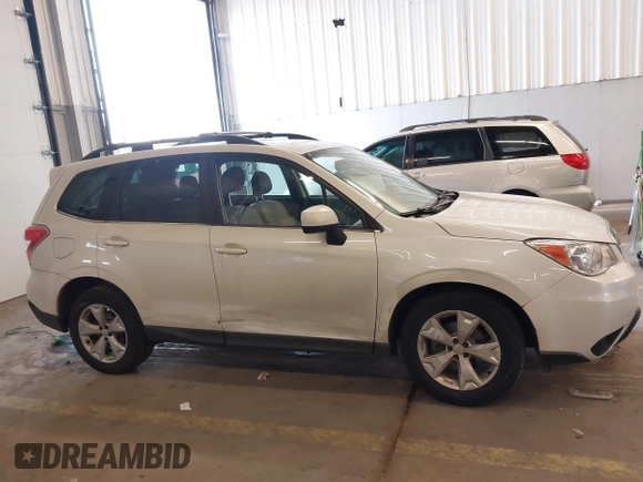 2015 Subaru Forester 2.5i Limited with VIN JF2SJAHC7FH832828, listed as a IAAI auction lot 41736100 with 90,570 mi miles. Bid and sale history available at carsss.com. Image 13.