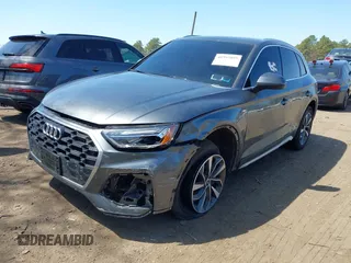 2024 Audi Q5 S line Premium z VIN WA1GAAFY8R2072137, wystawiony jako IAAI lot #41993895 z przebiegiem 28 437 mil mil oraz . Historia ofert i sprzedaży dostępna na DreamBid. Obrazek 18.
