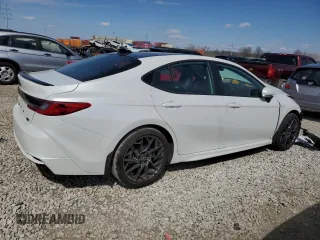 2025 Toyota Camry LE with VIN 4T1DAACKXSU052793, listed as a Copart auction lot 50166545 with 8,577 mi miles and Salvage Title. Bid and sale history available at DreamBid. Image 3.