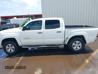 2014 Toyota Tacoma PreRunner with VIN 5TFJX4GN4EX032845, listed as a IAAI auction lot 41915723 with 163,978 mi miles and . Bid and sale history available at DreamBid. Image 15.