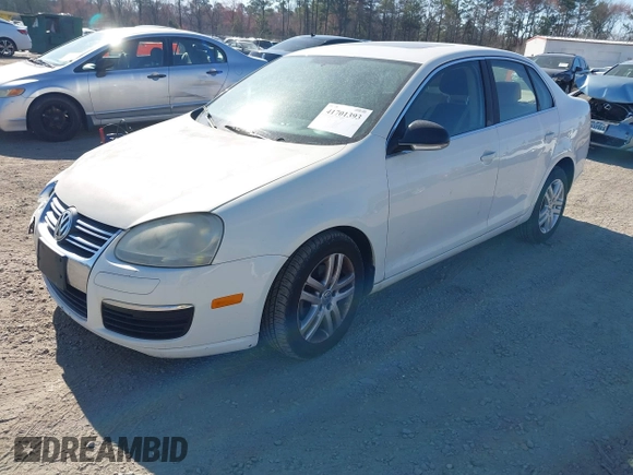 2007 Volkswagen Jetta 2.5 с VIN 3VWSF71K67M033668, выставлен на аукционе IAAI как лот 41701393 с пробегом 227 027 миль миль и . История ставок и продаж доступна на DreamBid. Изображение 2.