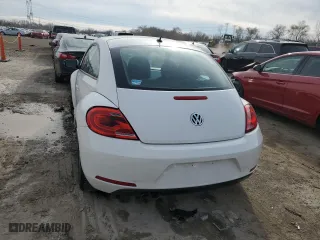 2012 Volkswagen Beetle 2.5L PZEV with VIN 3VWJP7AT6CM605642, listed as a Copart auction lot 80018214 with 101,694 mi miles and Salvage Title. Bid and sale history available at carsss.com. Image 6.