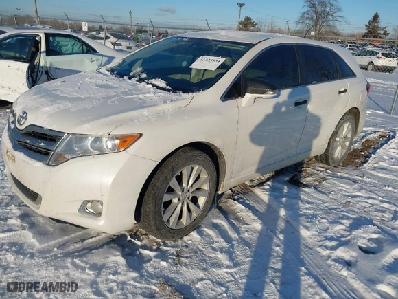 2015 Toyota Venza LE with VIN 4T3BA3BB1FU074859, listed as a IAAI auction lot 41433534 with NaN miles. Bid and sale history available at carsss.com. Image 2.