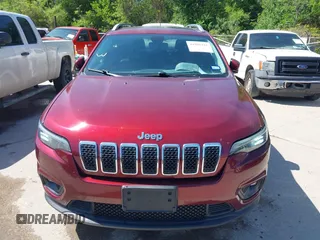 2019 Jeep Cherokee Latitude Plus with VIN 1C4PJMLB5KD257070, listed as a IAAI auction lot 41985941 with 83,079 mi miles. Bid and sale history available at carsss.com. Image 6.