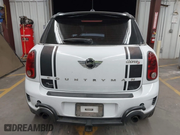 2015 MINI Countryman S with VIN WMWZC5C53FWT37722, listed as a IAAI auction lot 42151891 with 110,488 mi miles and . Bid and sale history available at DreamBid. Image 16.