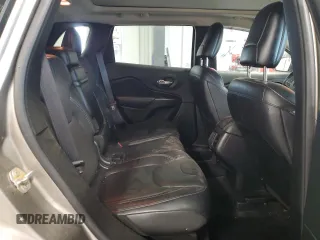 2017 Jeep Cherokee High Altitude с VIN 1C4PJMDS5HW558157, выставлен на аукционе Copart как лот 57960415 с пробегом 81 272 миль миль и Списание • Salvage title. История ставок и продаж доступна на DreamBid. Изображение 11.