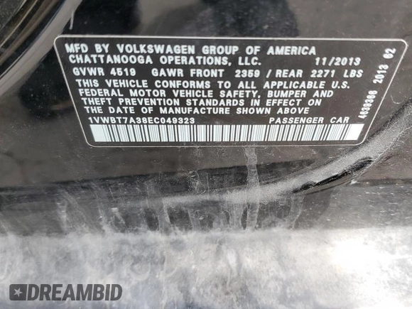 2014 Volkswagen Passat SE z VIN 1VWBT7A38EC049323, wystawiony jako Copart lot #57847025 z przebiegiem 86 241 mil mil oraz Tytuł czysty. Historia ofert i sprzedaży dostępna na DreamBid. Obrazek 12.