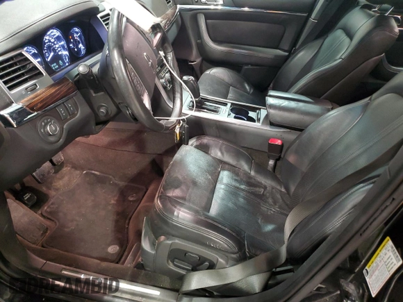 2012 Lincoln MKS z VIN 1LNHL9ER5CG806929, wystawiony jako Copart lot #85328514 z przebiegiem 155 015 mil mil oraz Szkoda całkowita • Salvage title. Historia ofert i sprzedaży dostępna na DreamBid. Obrazek 7.