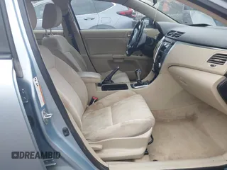 2011 Suzuki Kizashi SE z VIN JS2RE9A39B6110962, wystawiony jako IAAI lot #41735978 z przebiegiem 138 002 mil mil oraz . Historia ofert i sprzedaży dostępna na DreamBid. Obrazek 5.