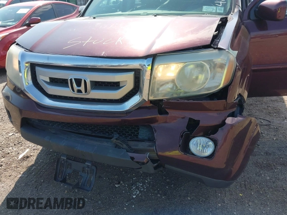 2011 Honda Pilot EX-L with VIN 5FNYF4H58BB060797, listed as a IAAI auction lot 42027084 with 175,466 mi miles. Bid and sale history available at carsss.com. Image 6.