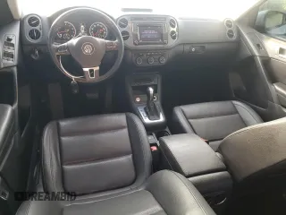 2017 Volkswagen Tiguan S with VIN WVGAV7AX3HK039090, listed as a Copart auction lot 60723615 with 72,311 mi miles and Salvage title. Bid and sale history available at DreamBid. Image 8.