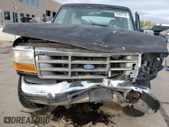 1994 Ford Bronco Custom with VIN 1FMEU15H7RLA79348, listed as a Copart auction lot 76497714 with 204,875 mi miles and Salvage Title. Bid and sale history available at DreamBid. Image 5.