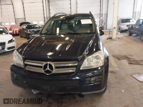 2008 Mercedes-Benz GL-Class 4.6L with VIN 4JGBF71E48A369701, listed as a IAAI auction lot 41789233 with 198,364 mi miles. Bid and sale history available at carsss.com. Image 12.